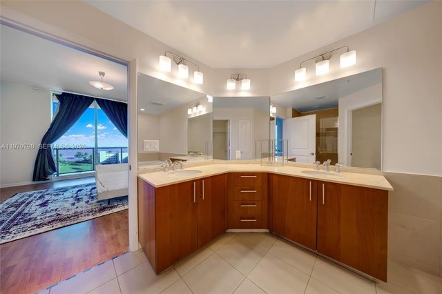 1945 S Ocean Dr 714, Hallandale Beach, FL 33009