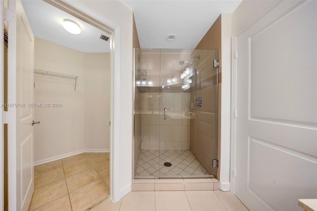 1945 S Ocean Dr 714, Hallandale Beach, FL 33009