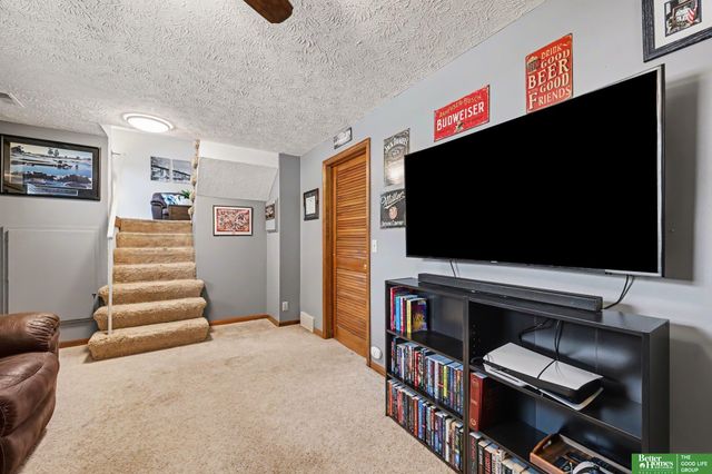 13523 Redwood Street, Omaha, NE 68138