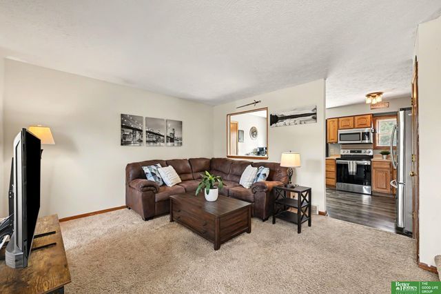 13523 Redwood Street, Omaha, NE 68138