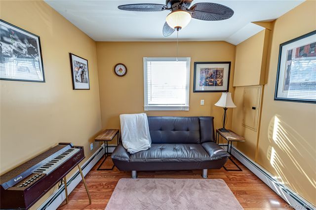 869 Udall Road, West Islip, NY 11795