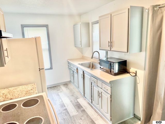 3710 Bedford Avenue, Omaha, NE 68111