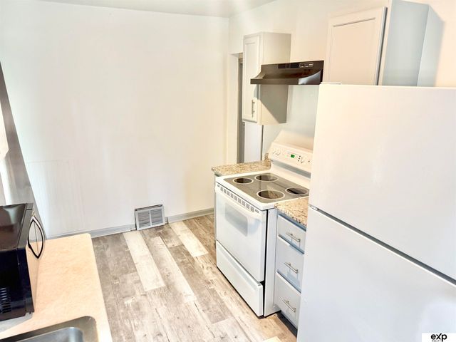 3710 Bedford Avenue, Omaha, NE 68111