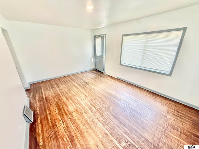 3710 Bedford Avenue, Omaha, NE 68111