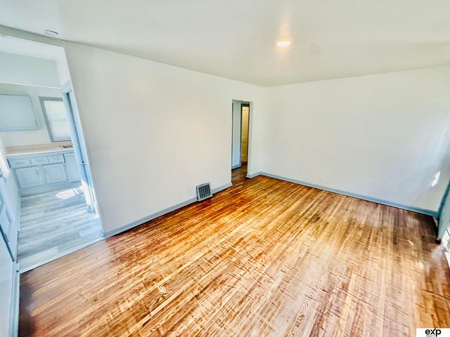 3710 Bedford Avenue, Omaha, NE 68111