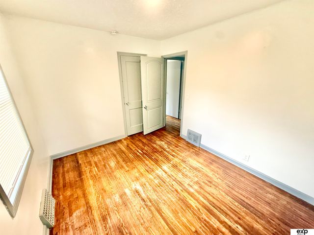 3710 Bedford Avenue, Omaha, NE 68111