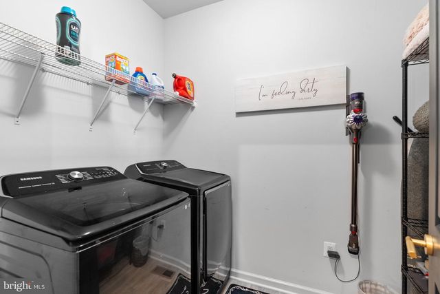 18140 MOSS GARDEN RD, Dumfries, VA 22026