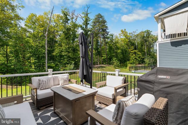 18140 MOSS GARDEN RD, Dumfries, VA 22026