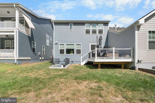 18140 MOSS GARDEN RD, Dumfries, VA 22026