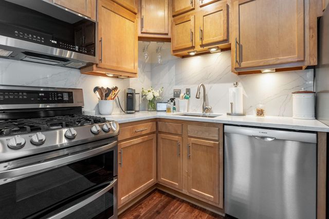 883 S 5th Street, Columbus, OH 43206
