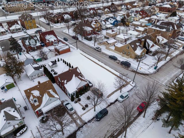 4702 Palmer Street, Dearborn, MI 48126