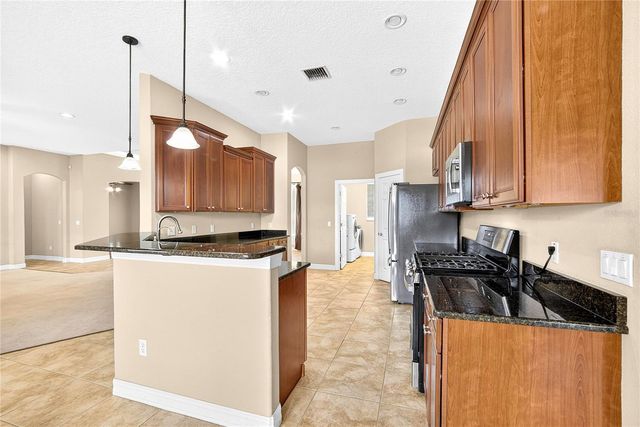 13975 MCINTOSH ROAD, Thonotosassa, FL 33592