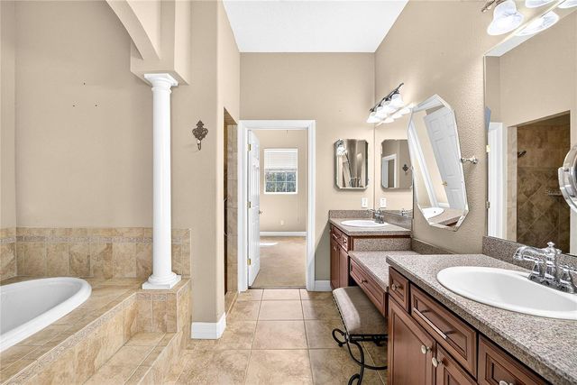 13975 MCINTOSH ROAD, Thonotosassa, FL 33592