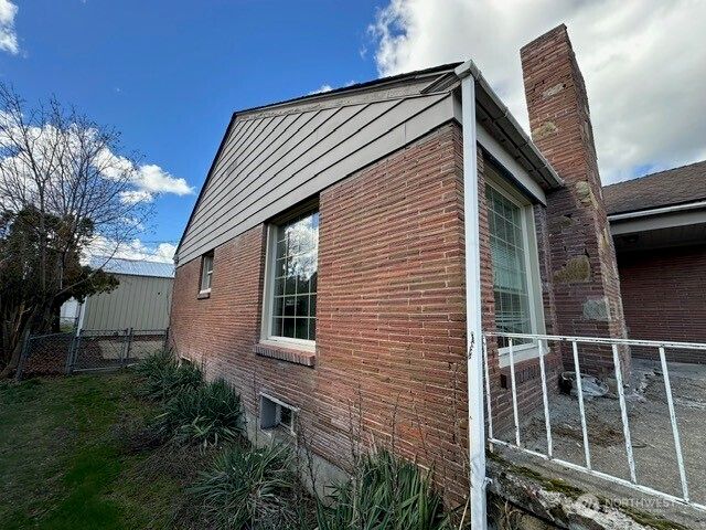 4811 N Lincoln Street, Spokane, WA 99205