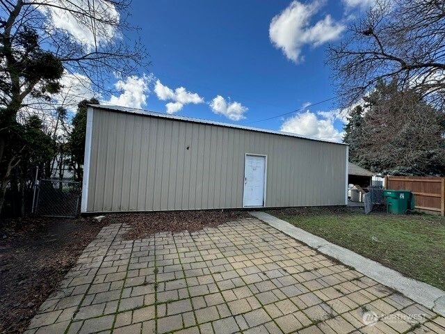 4811 N Lincoln Street, Spokane, WA 99205