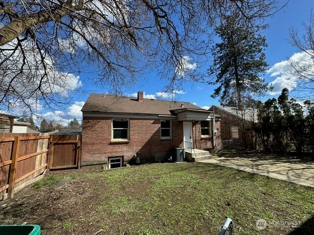 4811 N Lincoln Street, Spokane, WA 99205