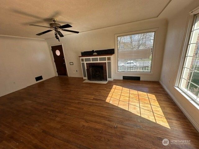 4811 N Lincoln Street, Spokane, WA 99205
