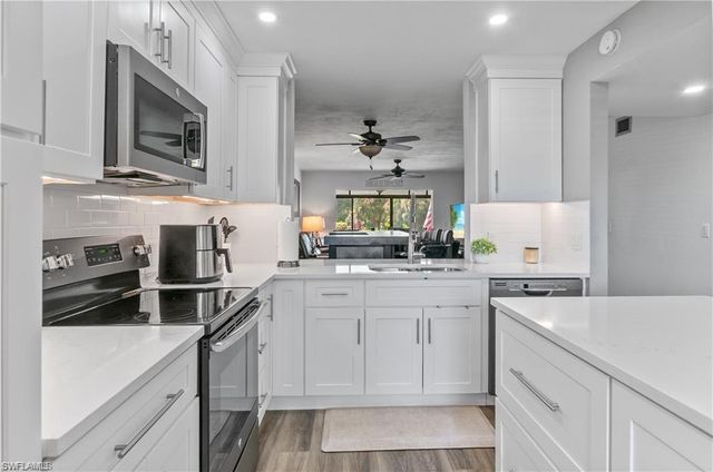 7320 Province WAY 2105, Naples, FL 34104