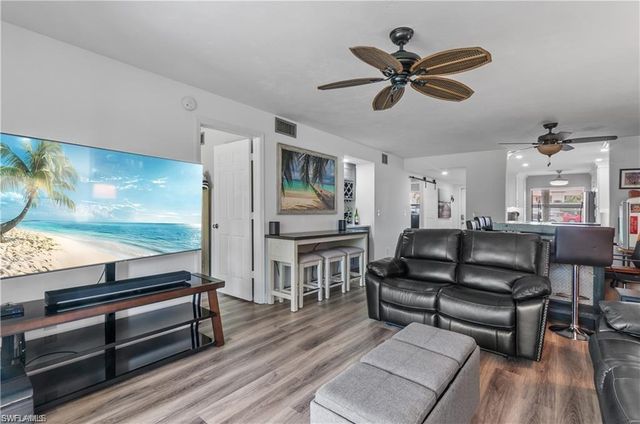 7320 Province WAY 2105, Naples, FL 34104