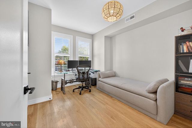 1309 D ST SE, Washington, DC 20003