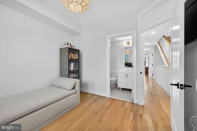 1309 D ST SE, Washington, DC 20003