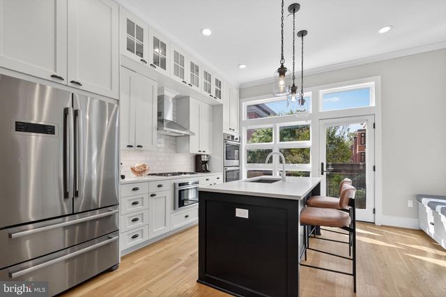 1309 D ST SE, Washington, DC 20003