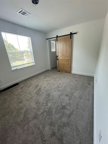 112 Capetown Circle, Conroe, TX 77356