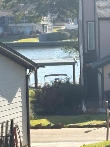 112 Capetown Circle, Conroe, TX 77356