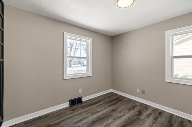 201 NE Grant Street, Ankeny, IA 50021