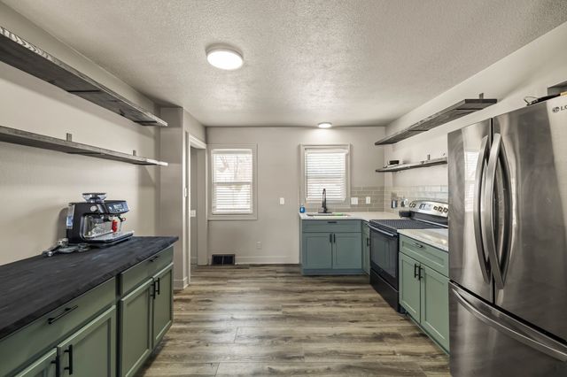 201 NE Grant Street, Ankeny, IA 50021