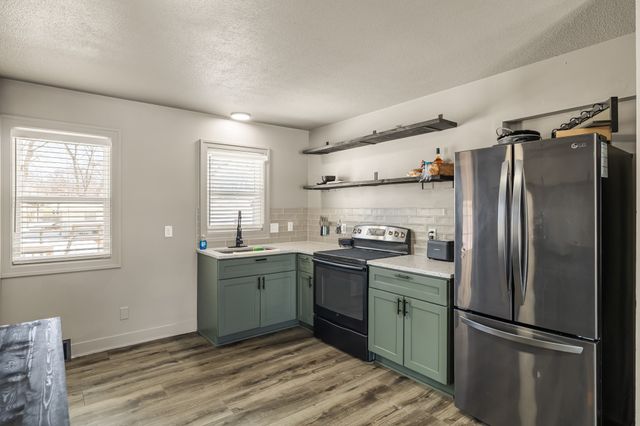 201 NE Grant Street, Ankeny, IA 50021