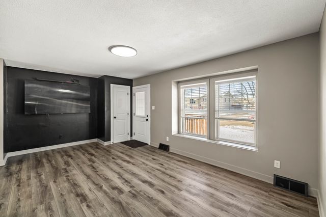 201 NE Grant Street, Ankeny, IA 50021