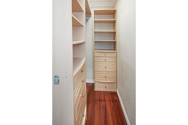 1912 Knob Hill Drive, Plano, TX 75023