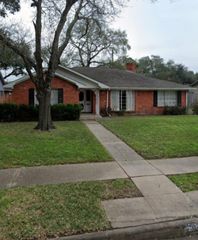 5507 Valkeith Drive, Houston, TX 77096