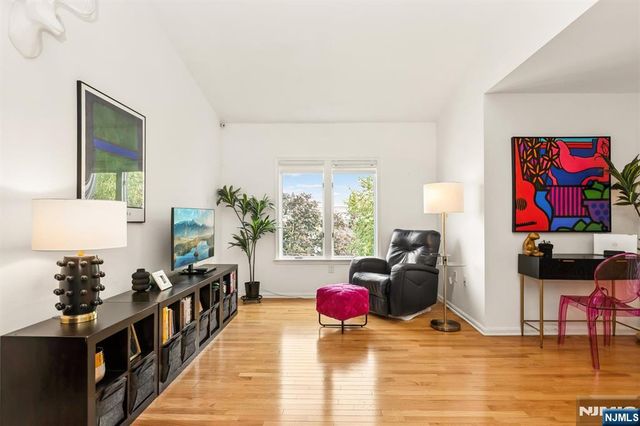 4 Di Donna Court A004, Clifton, NJ 07013