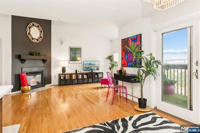 4 Di Donna Court A004, Clifton, NJ 07013
