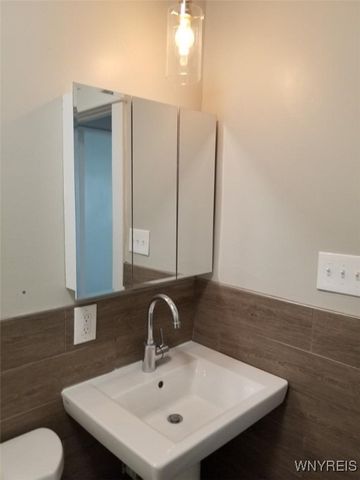 72 Tracy Street 2, Buffalo, NY 14201