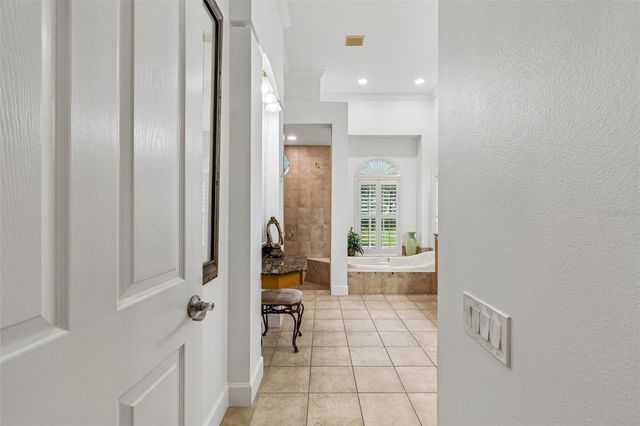 21105 LAKE VIENNA DRIVE, Land O Lakes, FL 34638
