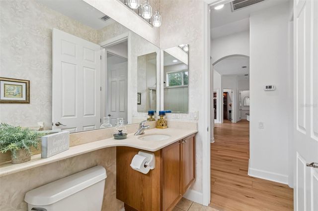 21105 LAKE VIENNA DRIVE, Land O Lakes, FL 34638