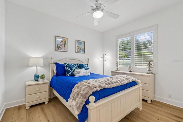 21105 LAKE VIENNA DRIVE, Land O Lakes, FL 34638