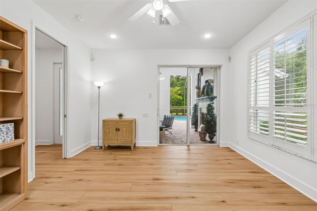 21105 LAKE VIENNA DRIVE, Land O Lakes, FL 34638