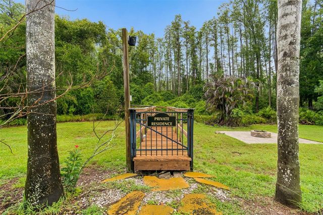 21105 LAKE VIENNA DRIVE, Land O Lakes, FL 34638