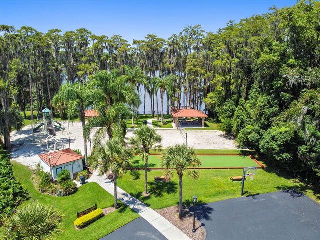 21105 LAKE VIENNA DRIVE, Land O Lakes, FL 34638