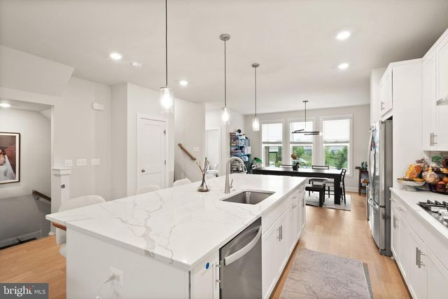 2615 JETSTREAM RD, Herndon, VA 20171
