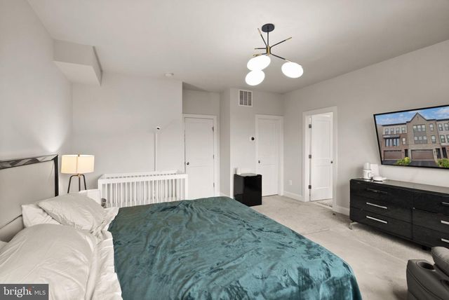 2615 JETSTREAM RD, Herndon, VA 20171