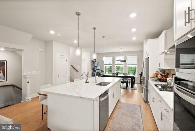 2615 JETSTREAM RD, Herndon, VA 20171