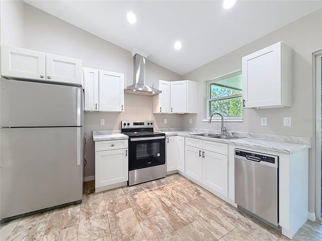 10856 SW 79TH AVENUE, Ocala, FL 34476
