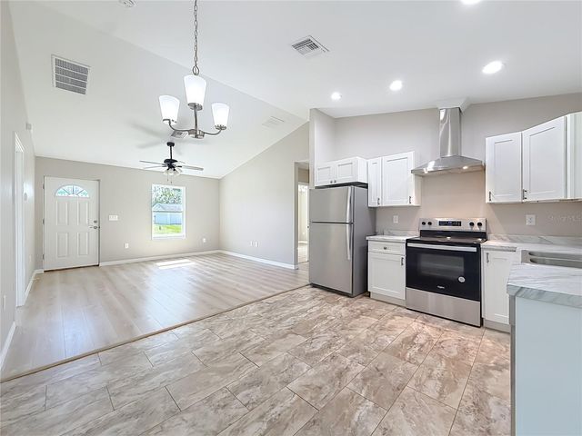 10856 SW 79TH AVENUE, Ocala, FL 34476