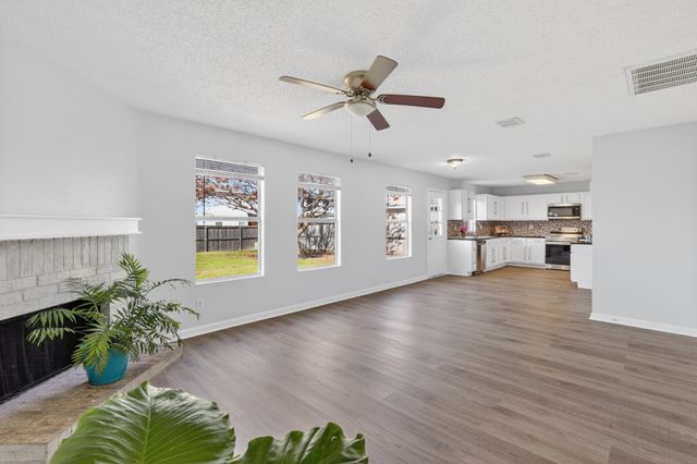 2333 Live Oak Drive, Little Elm, TX 75068