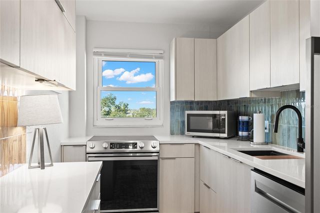 841 4TH AVENUE N 53, St Petersburg, FL 33701